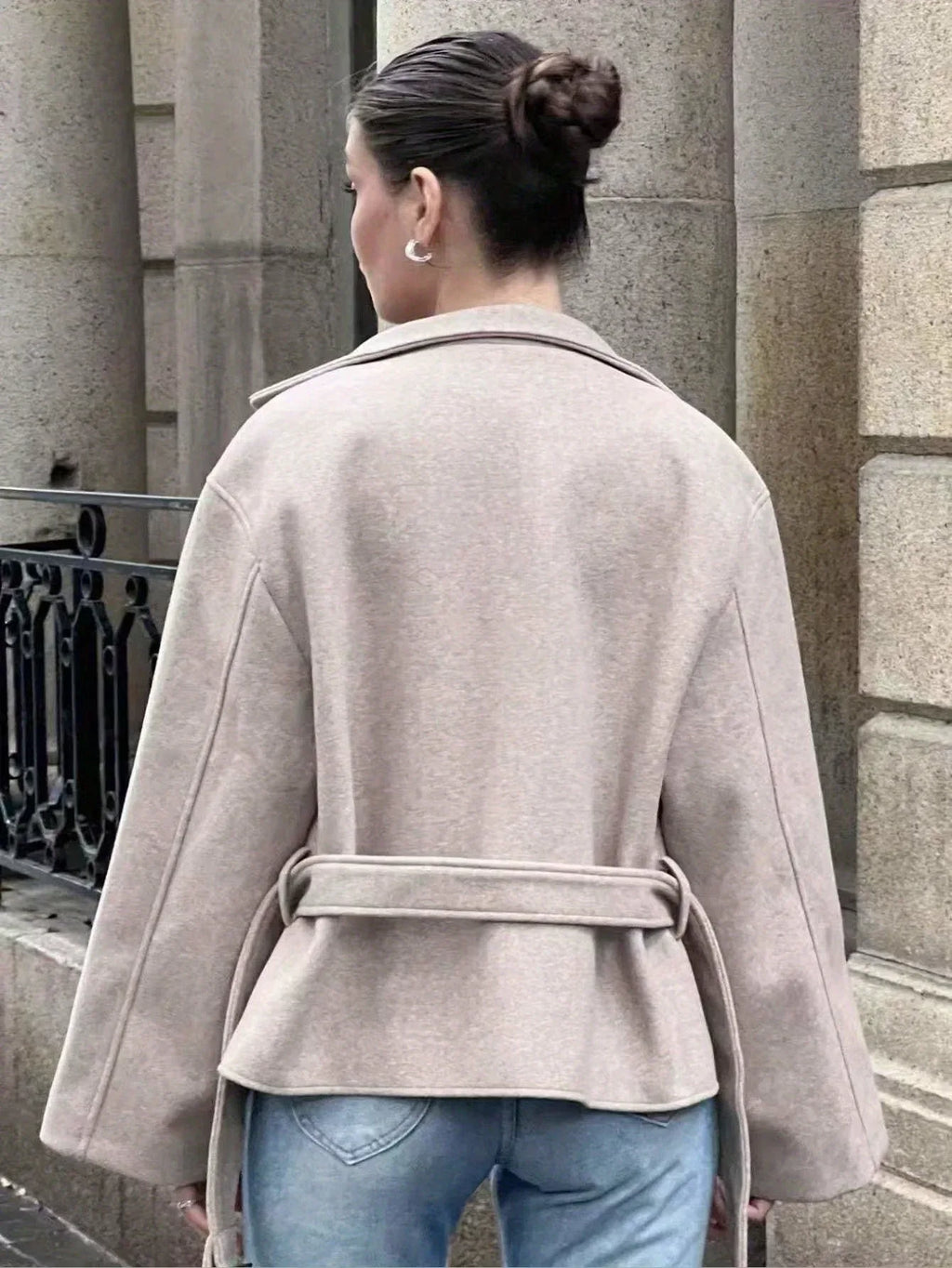 Belted Tweed Stand-Collar Coat — Minimal Winter Outerwear for Daily Wear - Onyx Opal